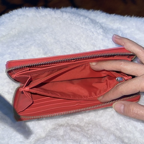 Coach signature brown/tan monogram long wallet with coral details π - Picture 8 of 10